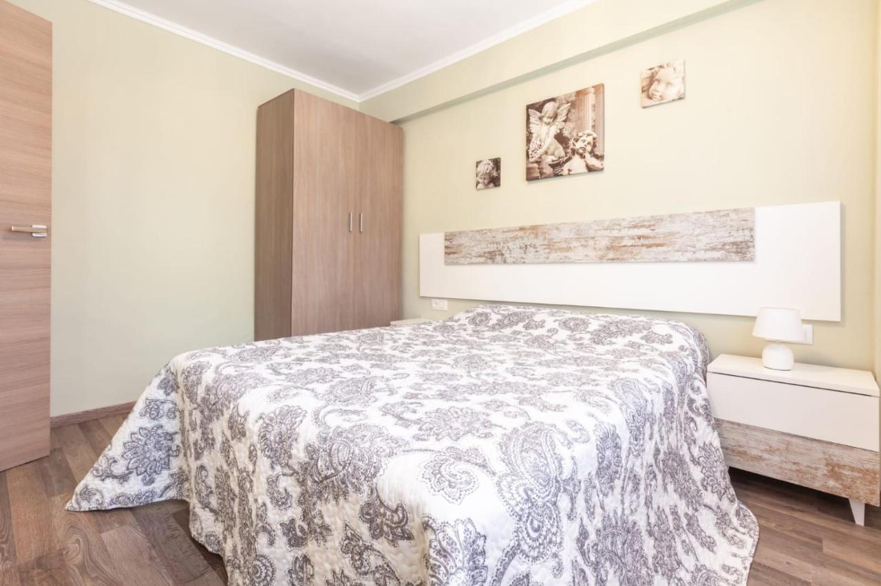 Portpirata Room Салоу Экстерьер фото