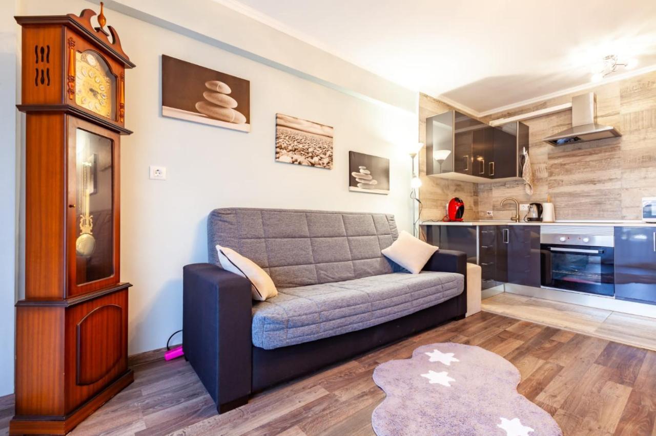 Portpirata Room Салоу Экстерьер фото